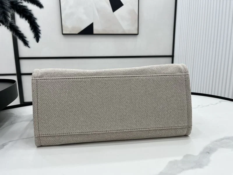 Chanel Shopping Bags Compact 54820