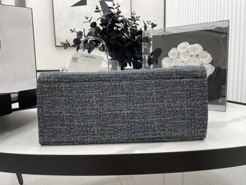 Chanel Shopping Bags TechFriendly 54757