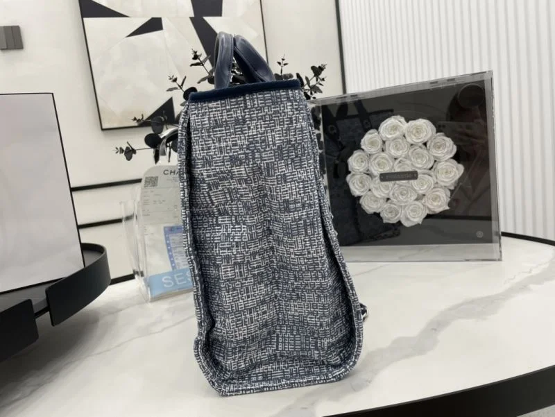 SunProtective Chanel Shopping Bags 54753