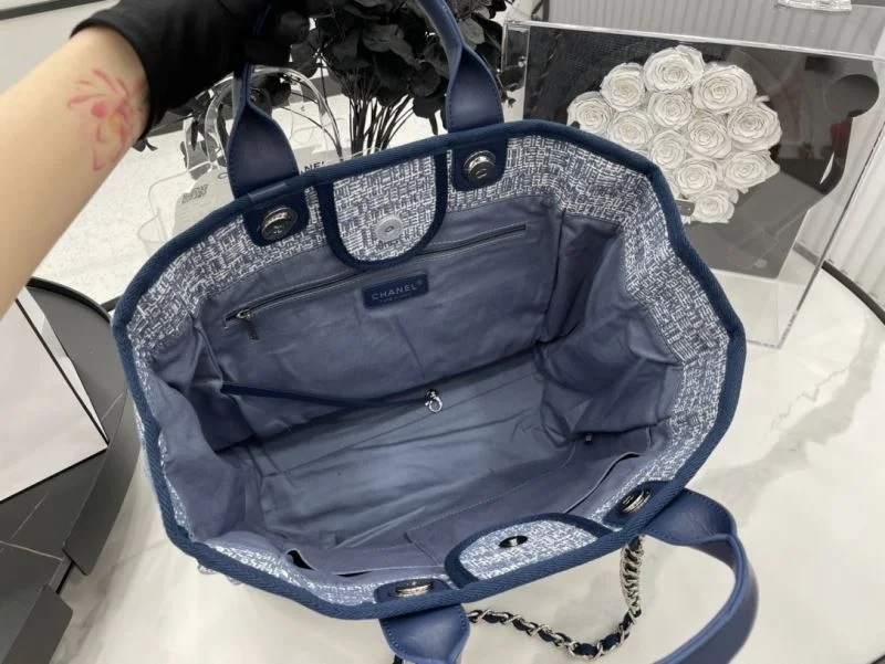 SunProtective Chanel Shopping Bags 54753