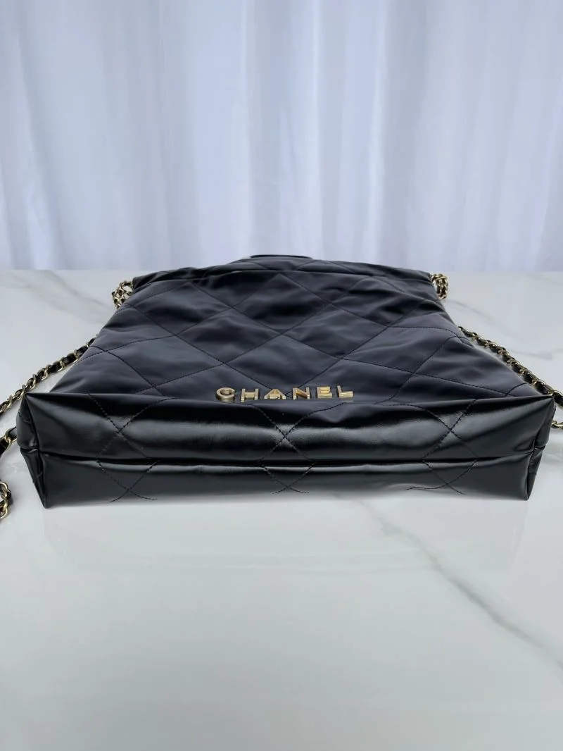 Effortless Chanel Shopping Bags 54730