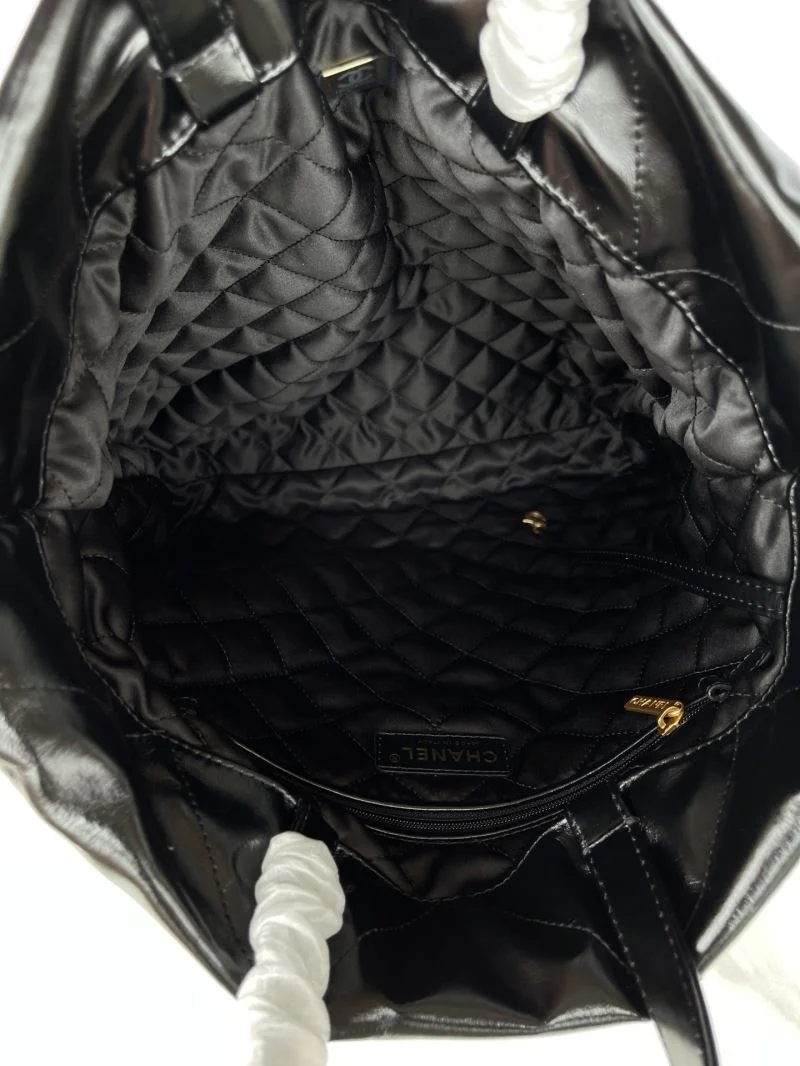 Effortless Chanel Shopping Bags 54730