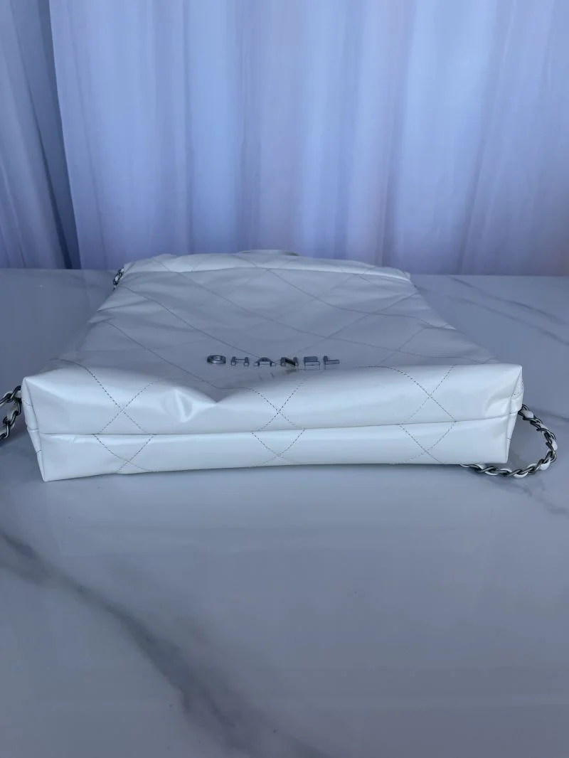 Timeless Chanel Shopping Bags 54801