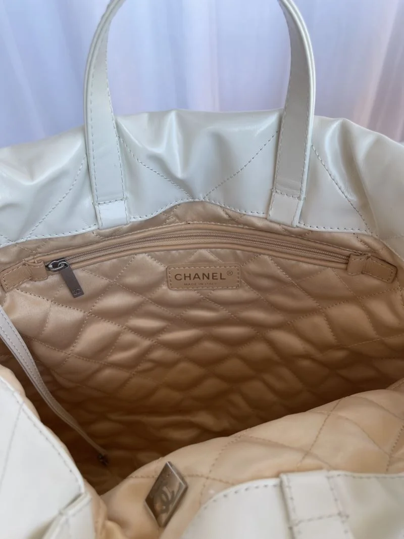 Timeless Chanel Shopping Bags 54801