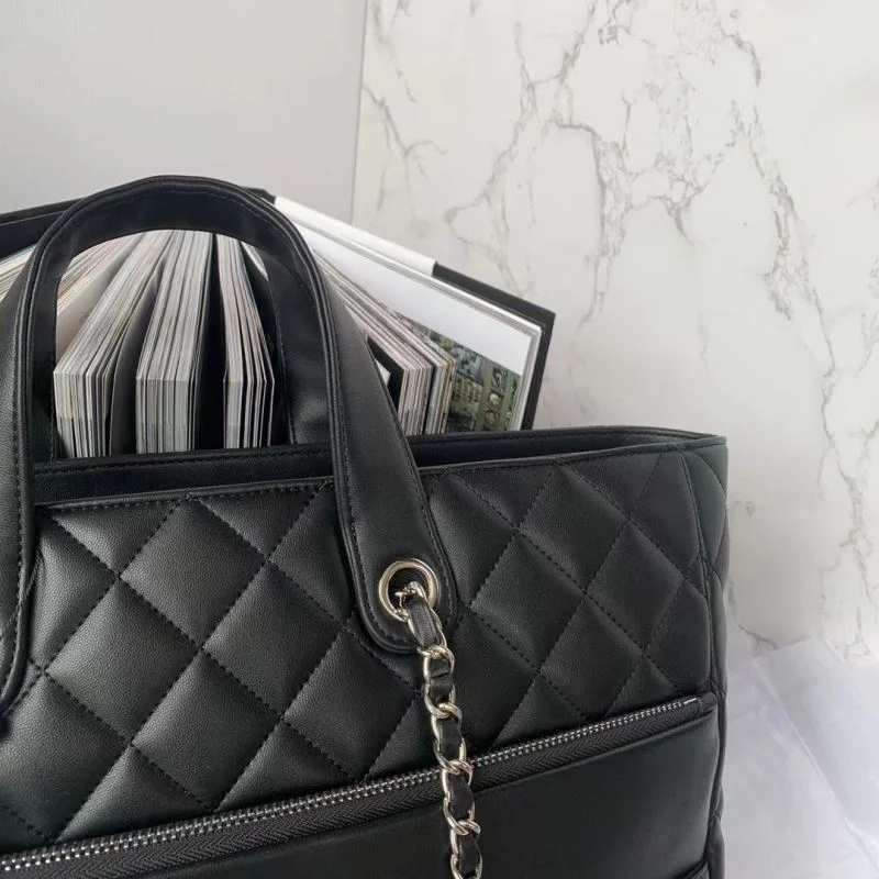 Chanel Shopping Bags EasyCare 54718
