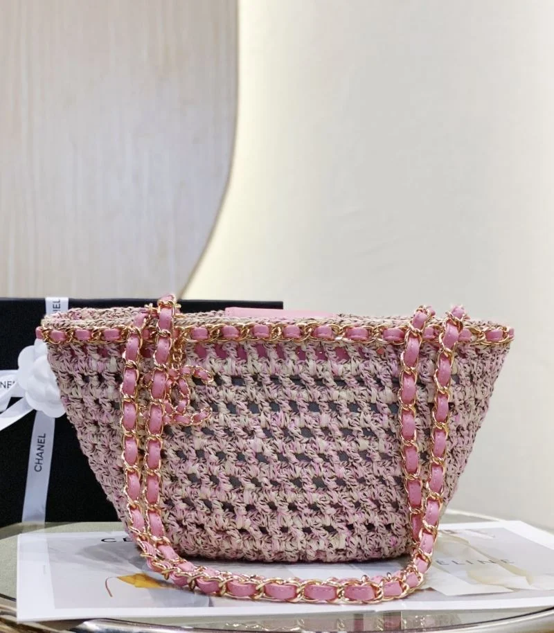 Sleek Chanel Shopping Bags 54712