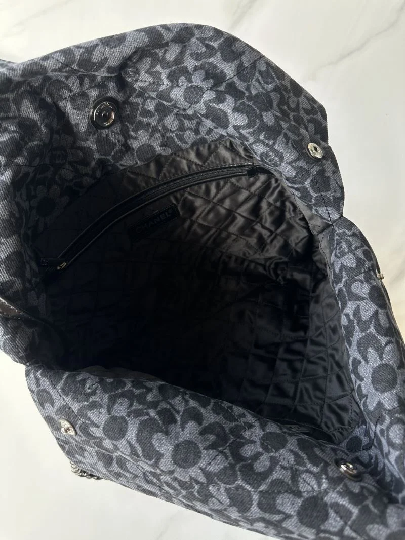 Chanel Shopping Bags FreshLook 54706
