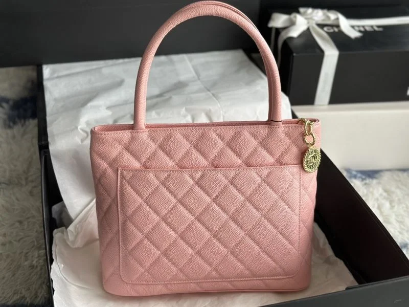 Modern Chanel Shopping Bags 54701