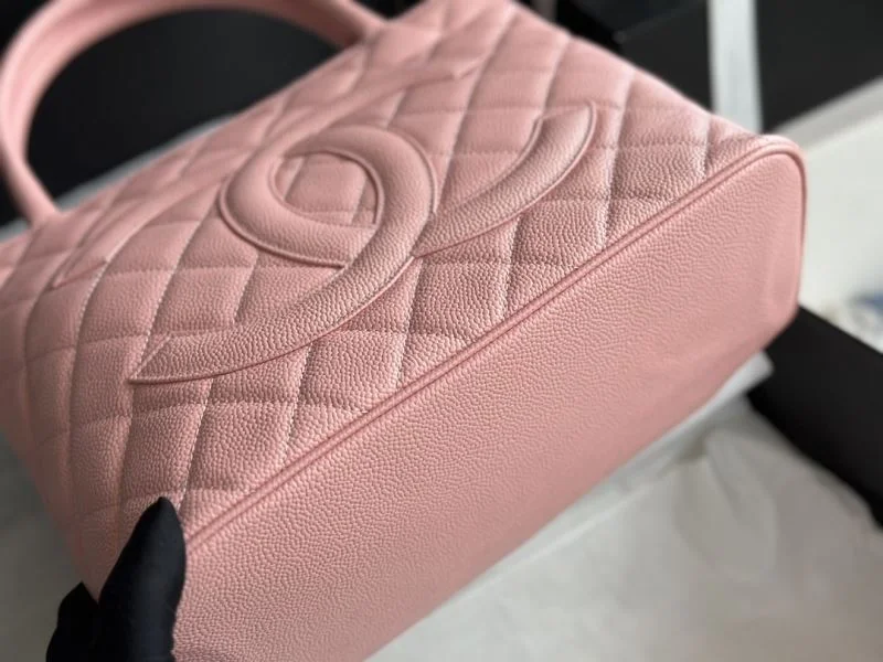 Modern Chanel Shopping Bags 54701