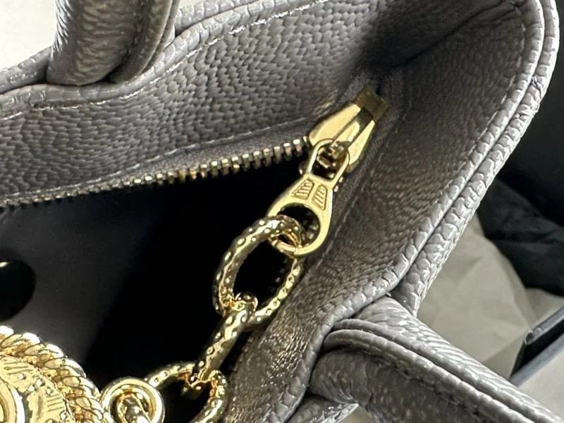 Seasonal Chanel Shopping Bags 54727