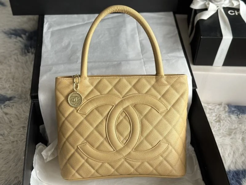 Popular Chanel Shopping Bags 54698