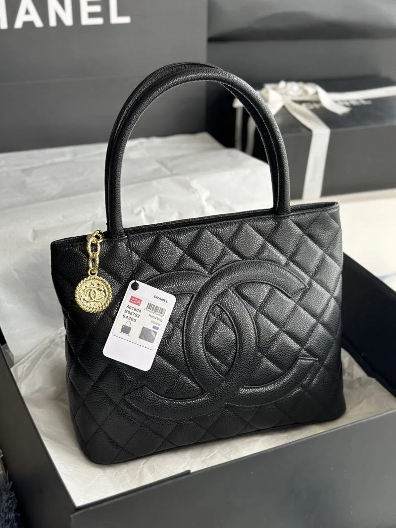 Chanel Shopping Bags Durable 54700