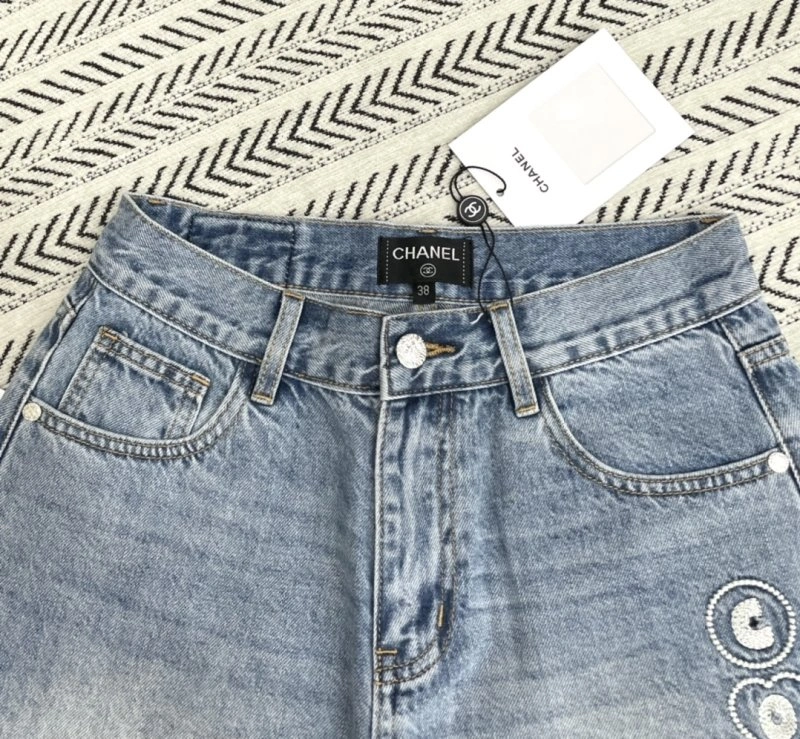 Flexible Chanel Short Pants 109353