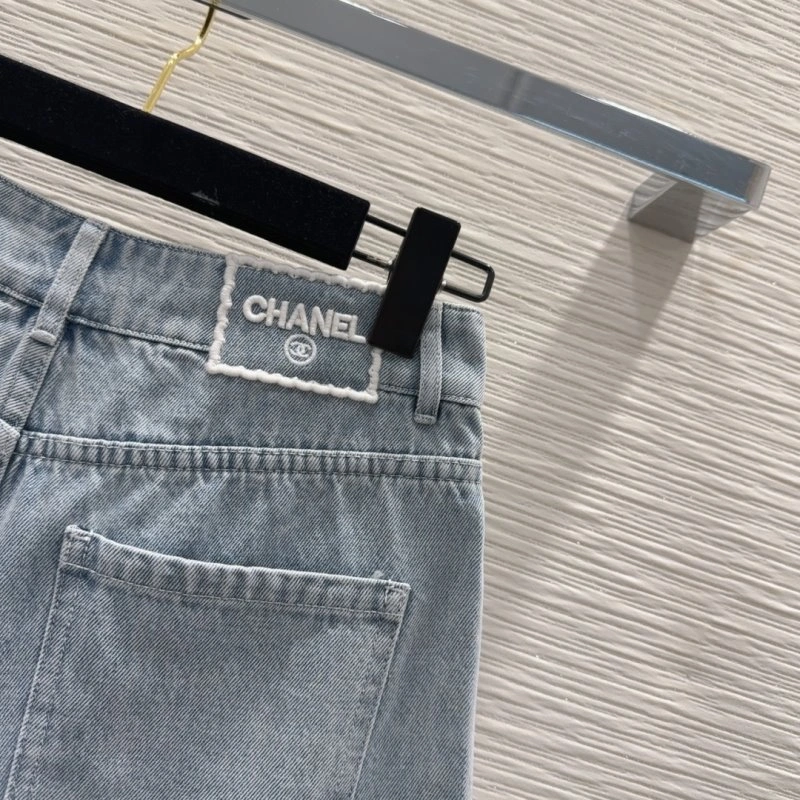 Chanel Short Pants Contemporary 108783