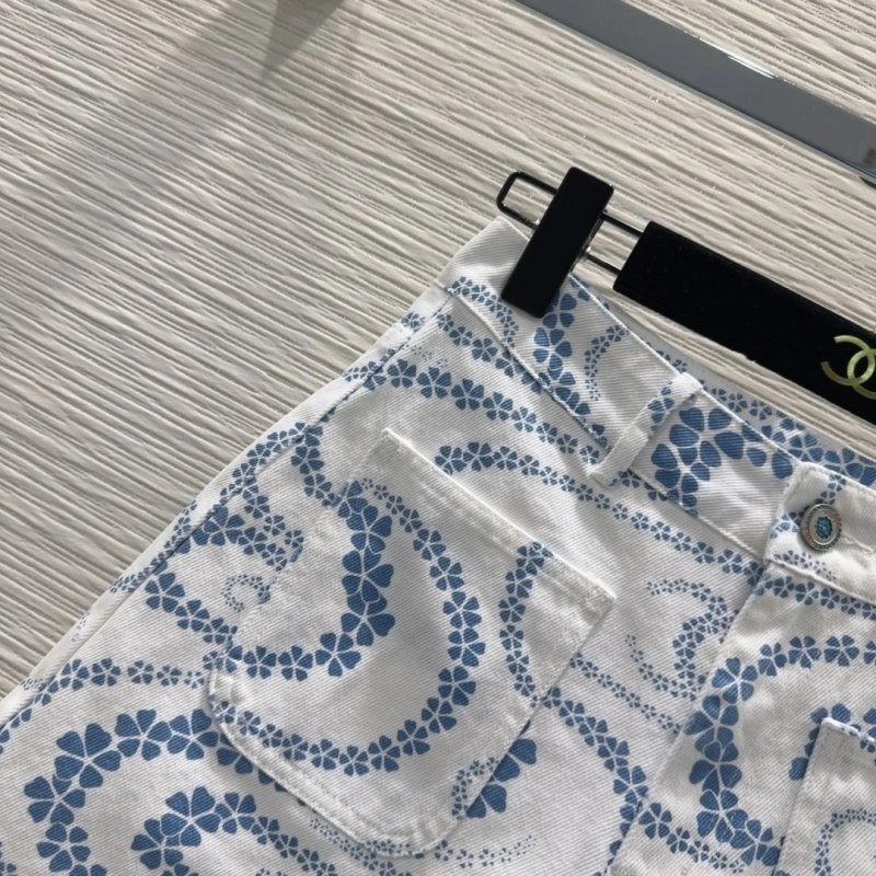 Chanel Short Pants WeatherProof 108757
