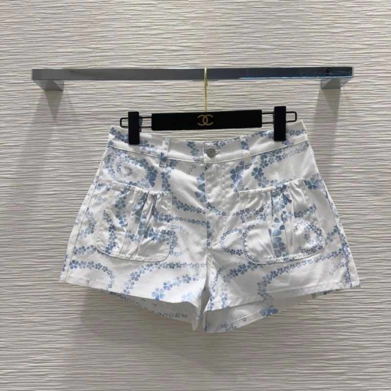 Chanel Short Pants Refined 108776