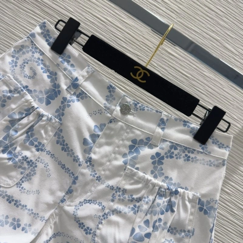 Chanel Short Pants Refined 108776