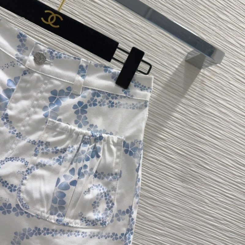 Chanel Short Pants Refined 108776