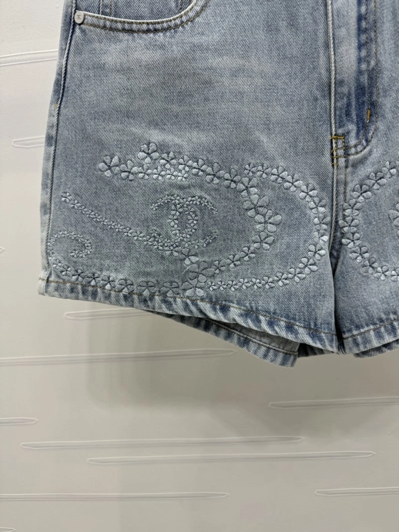 Chanel Short Pants EyeCatching 108759