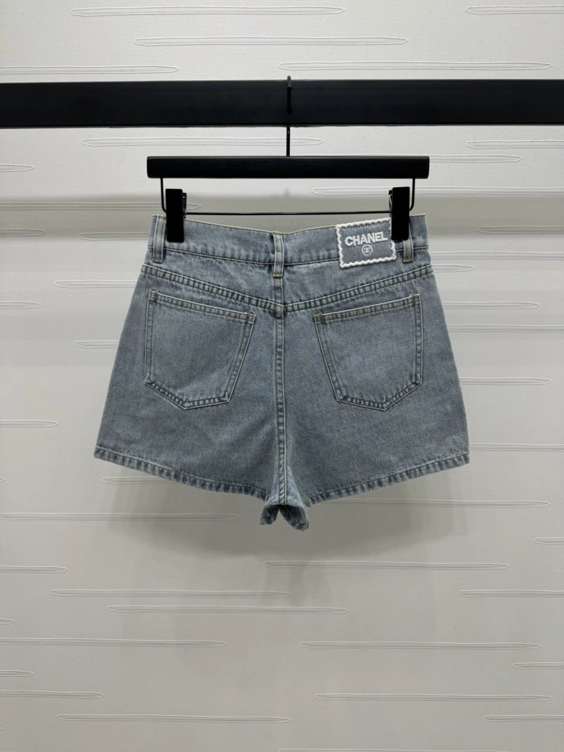 Chanel Short Pants EyeCatching 108759
