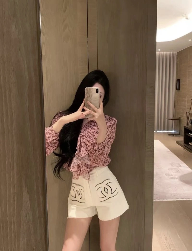 GoodFit Chanel Short Pants 110434
