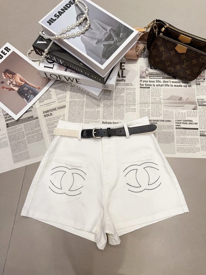 GoodFit Chanel Short Pants 110434