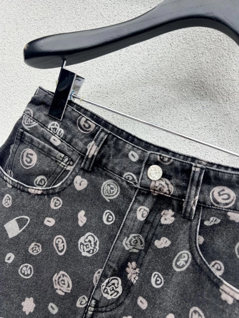 Stretchable Chanel Short Pants 110421