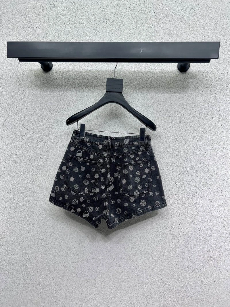 Stretchable Chanel Short Pants 110421