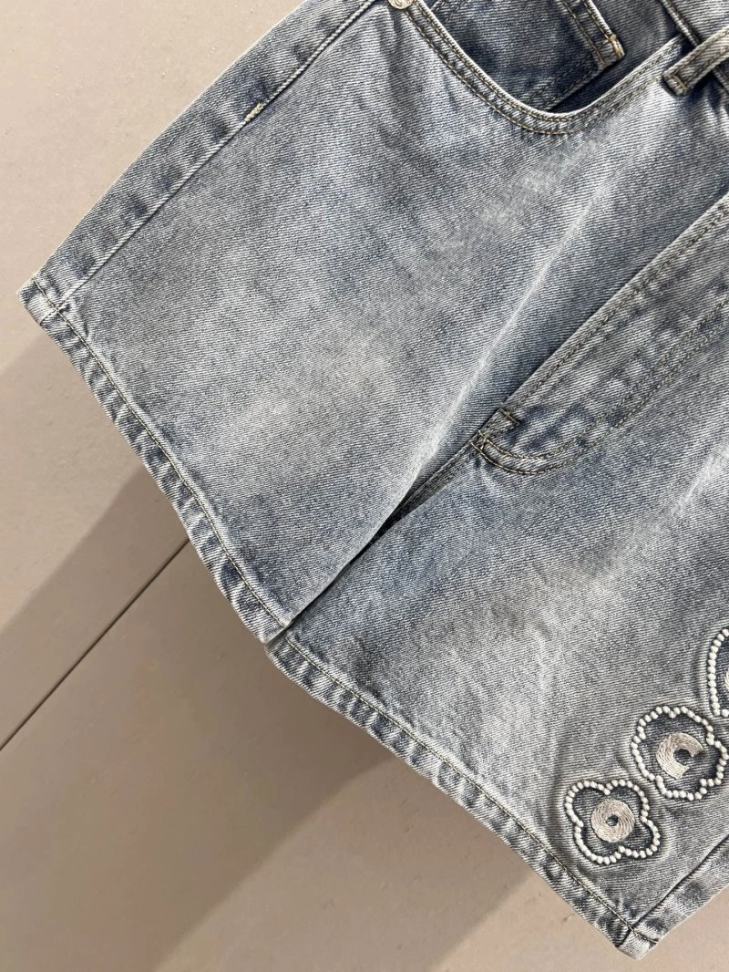 OdorResistant Chanel Short Pants 108093