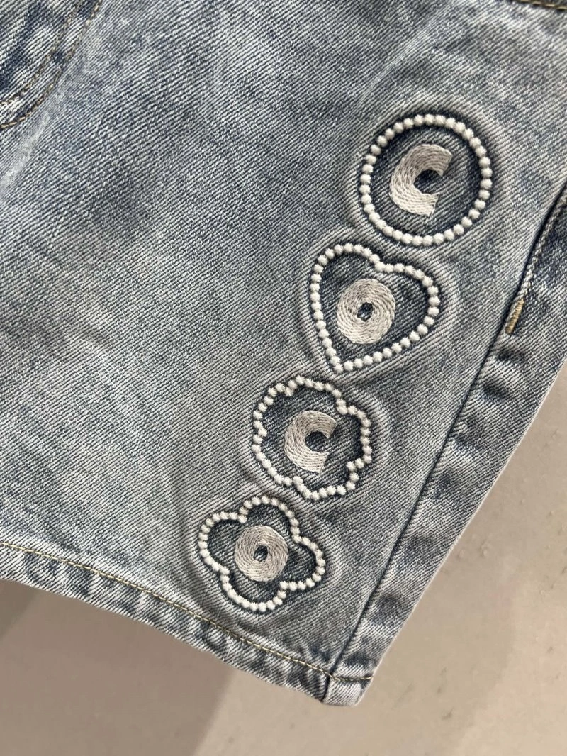 OdorResistant Chanel Short Pants 108093