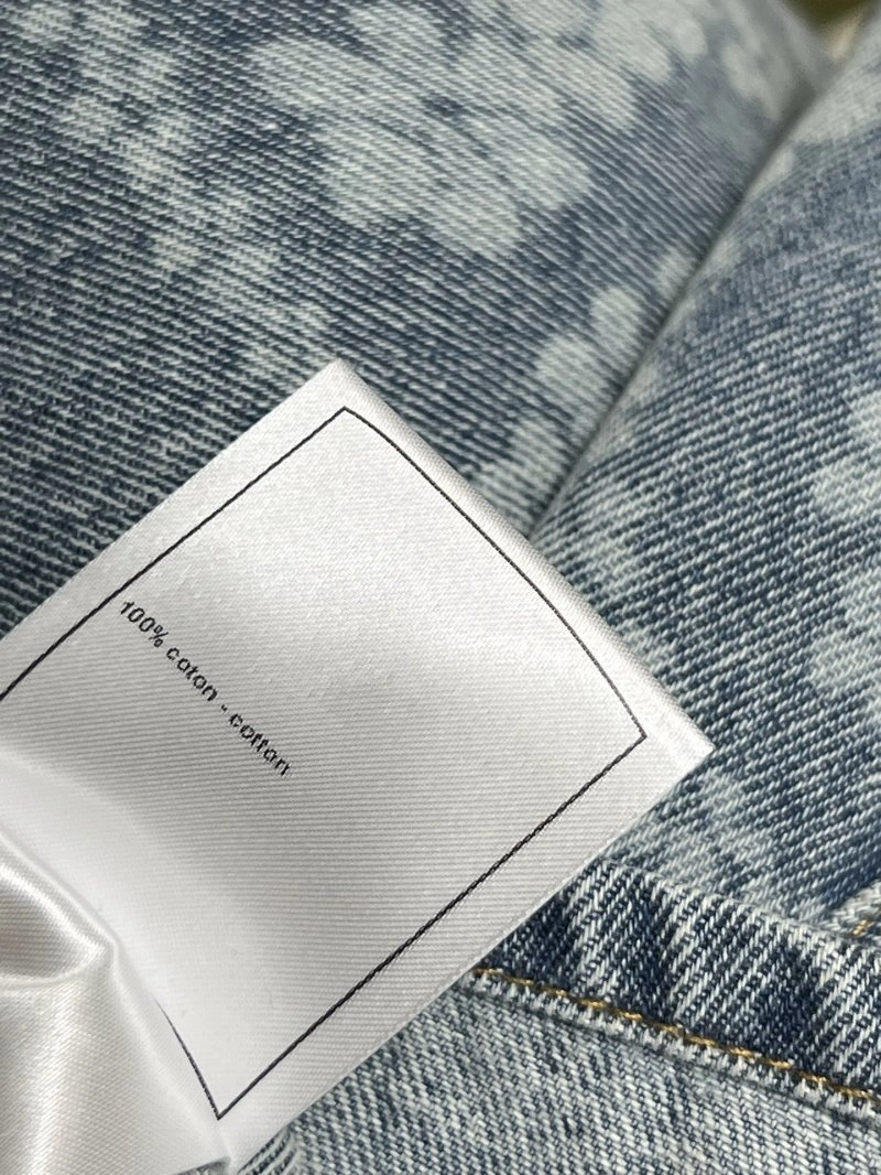 Reliable Chanel Short Pants 108088