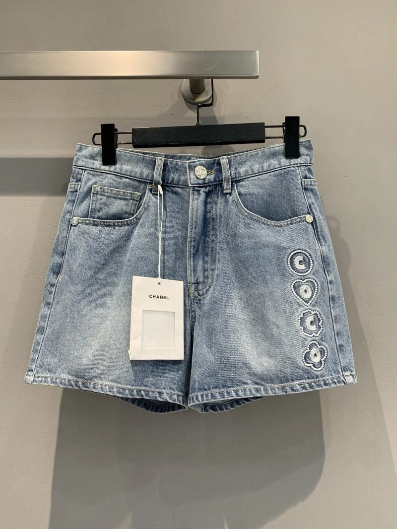 Chanel Short Pants Comfortable 108089