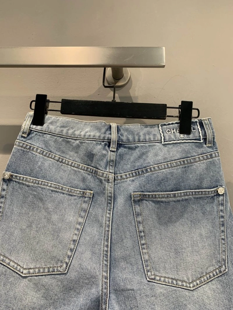 Chanel Short Pants Comfortable 108089
