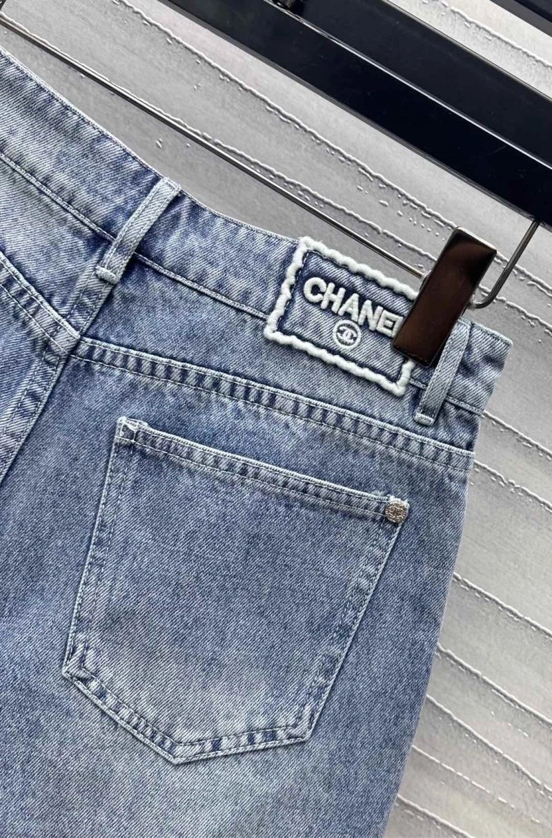 Chanel Short Pants Comfortable 108086
