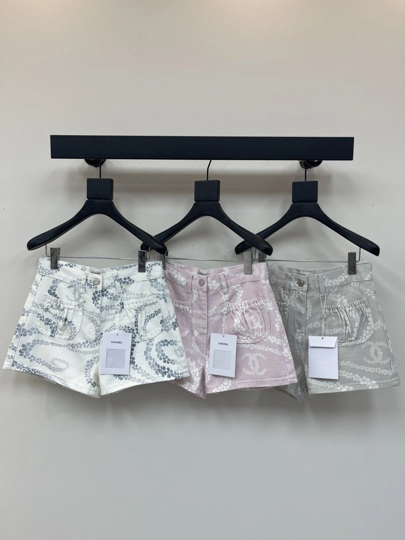 Chanel Short Pants Unique 108087