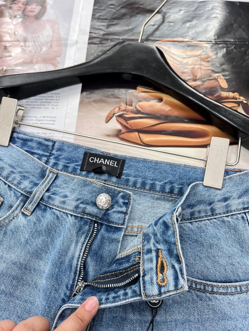 Supportive Chanel Short Pants 108075
