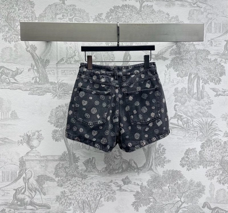 Chanel Short Pants Supportive 108069