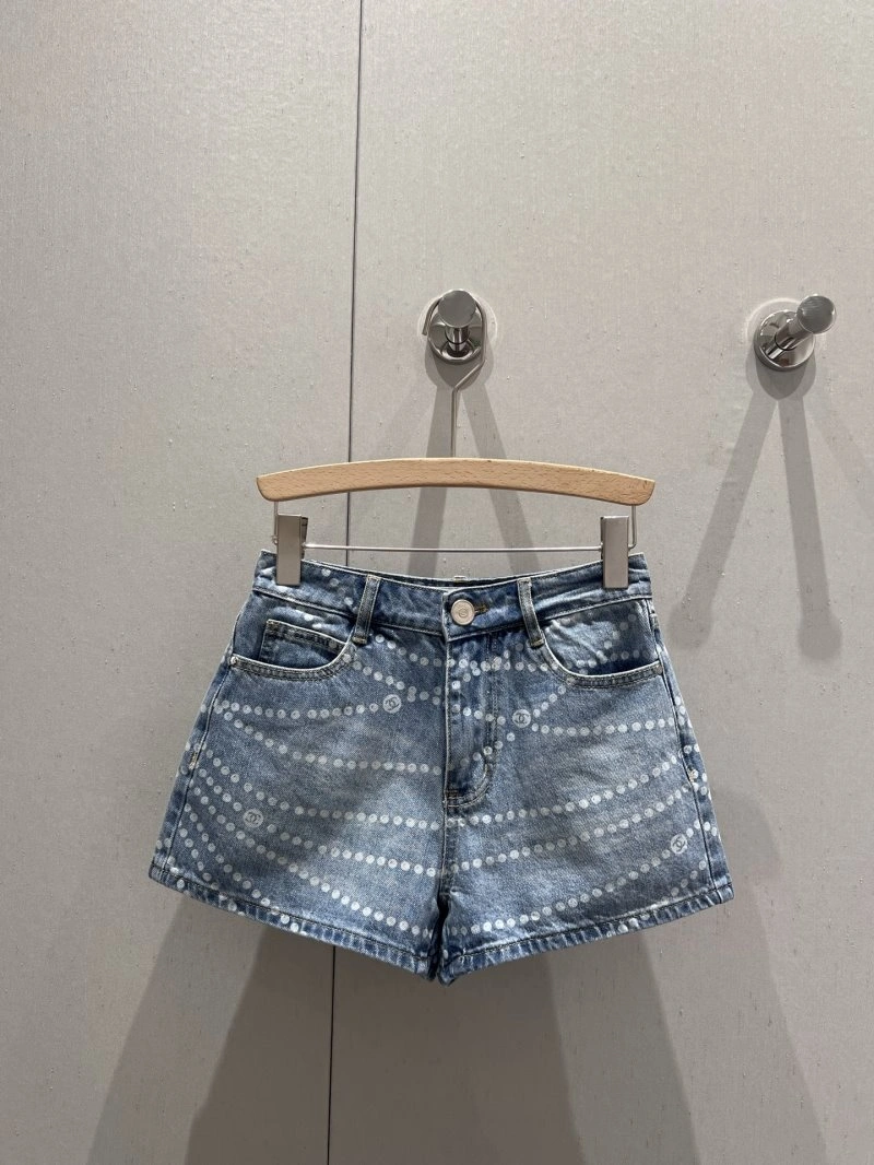 Chanel Short Pants TimelessDesign 108076