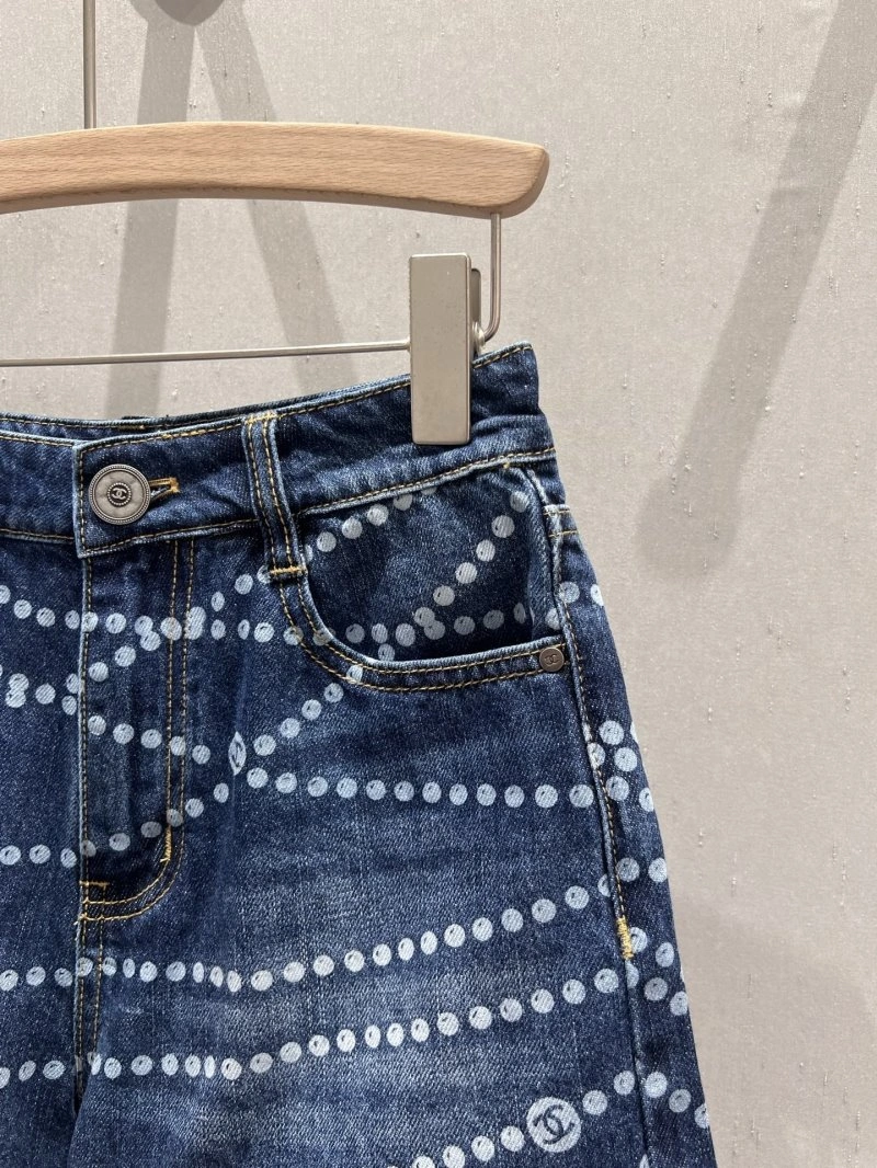OdorResistant Chanel Short Pants 108082