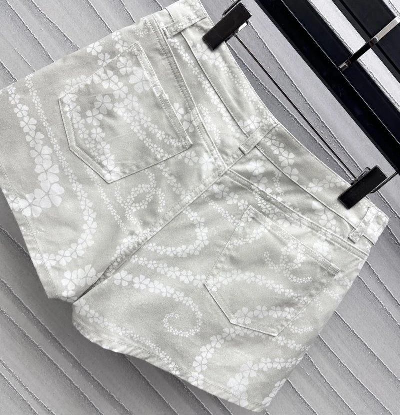 Chanel Short Pants UrbanStyle 108061