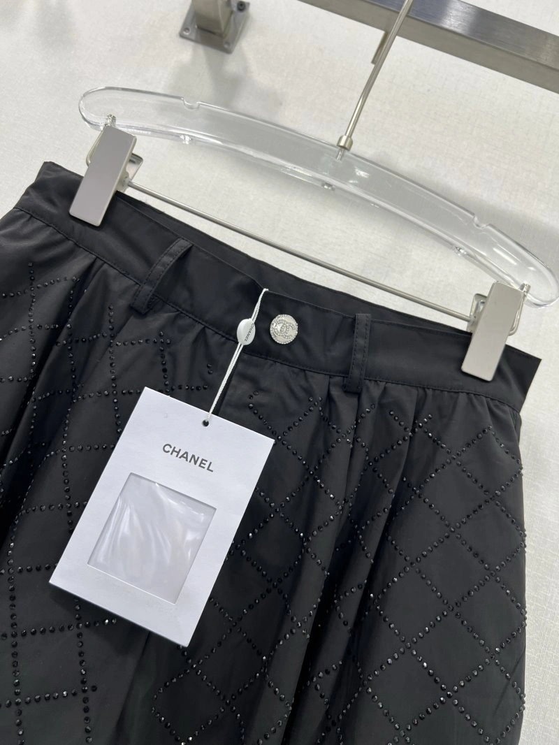 Cozy Chanel Short Pants 109737