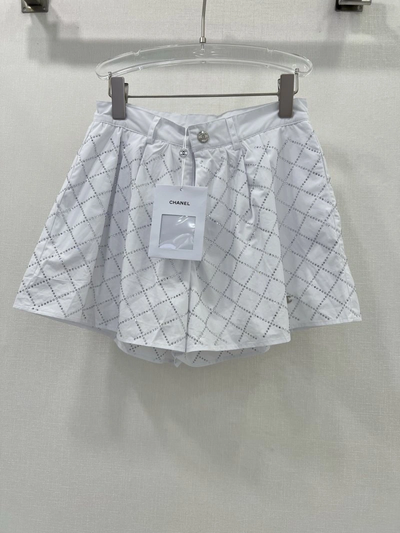 Chanel Short Pants Affordable 109752
