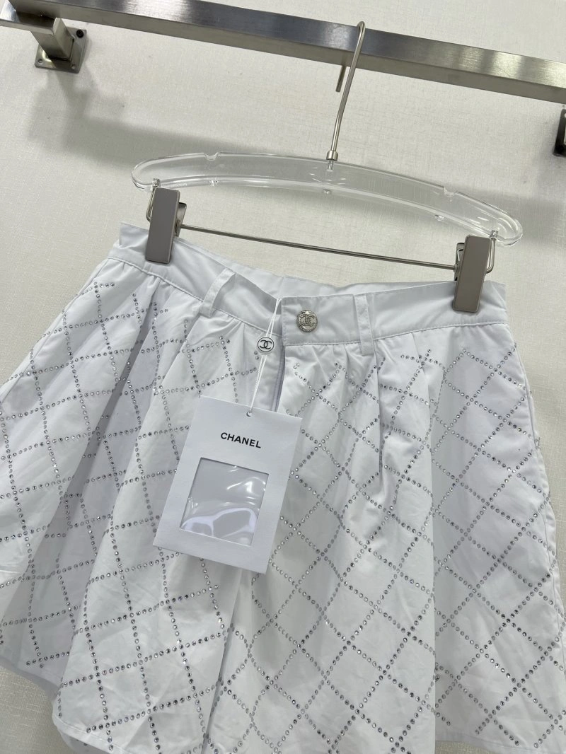 Chanel Short Pants Affordable 109752