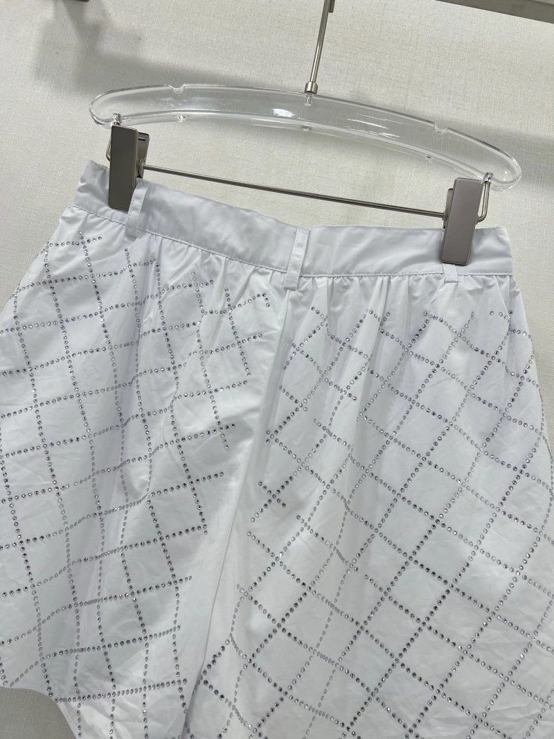 Chanel Short Pants Affordable 109752