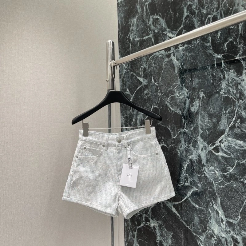 Chanel Short Pants Bold 109740