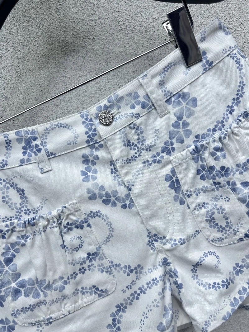 ModernLook Chanel Short Pants 109732