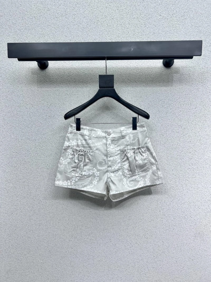 ModernLook Chanel Short Pants 109732