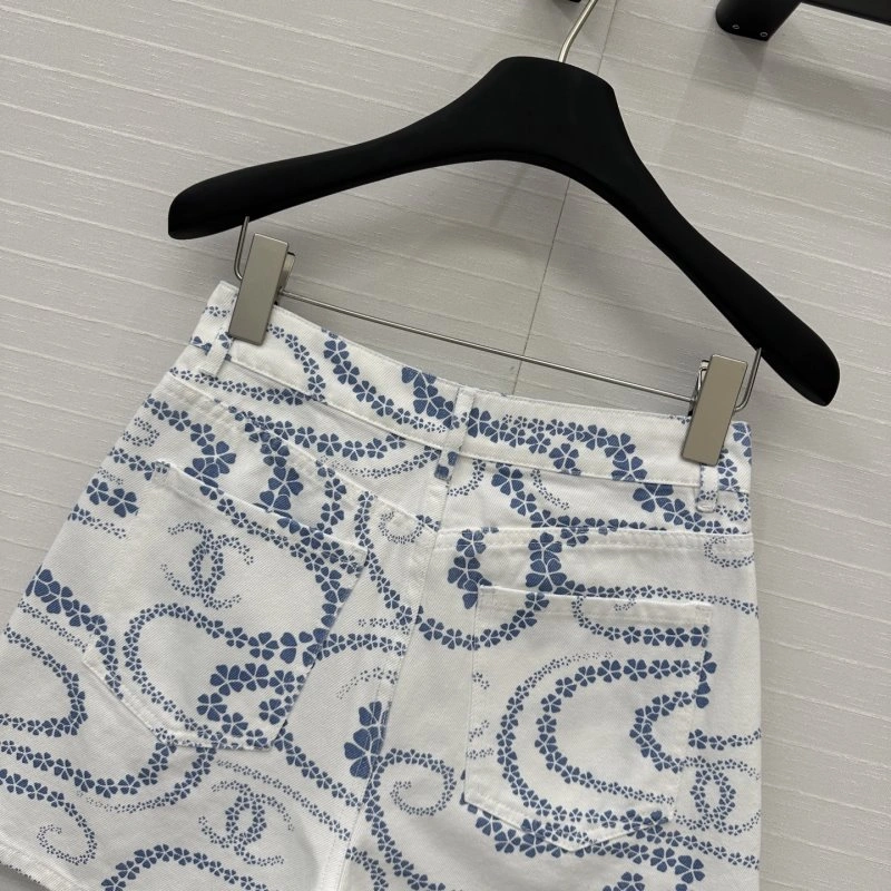 ComfortFit Chanel Short Pants 109435