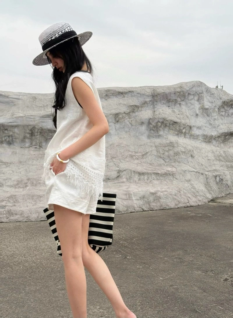 Chanel Short Suits Lightweight 108768