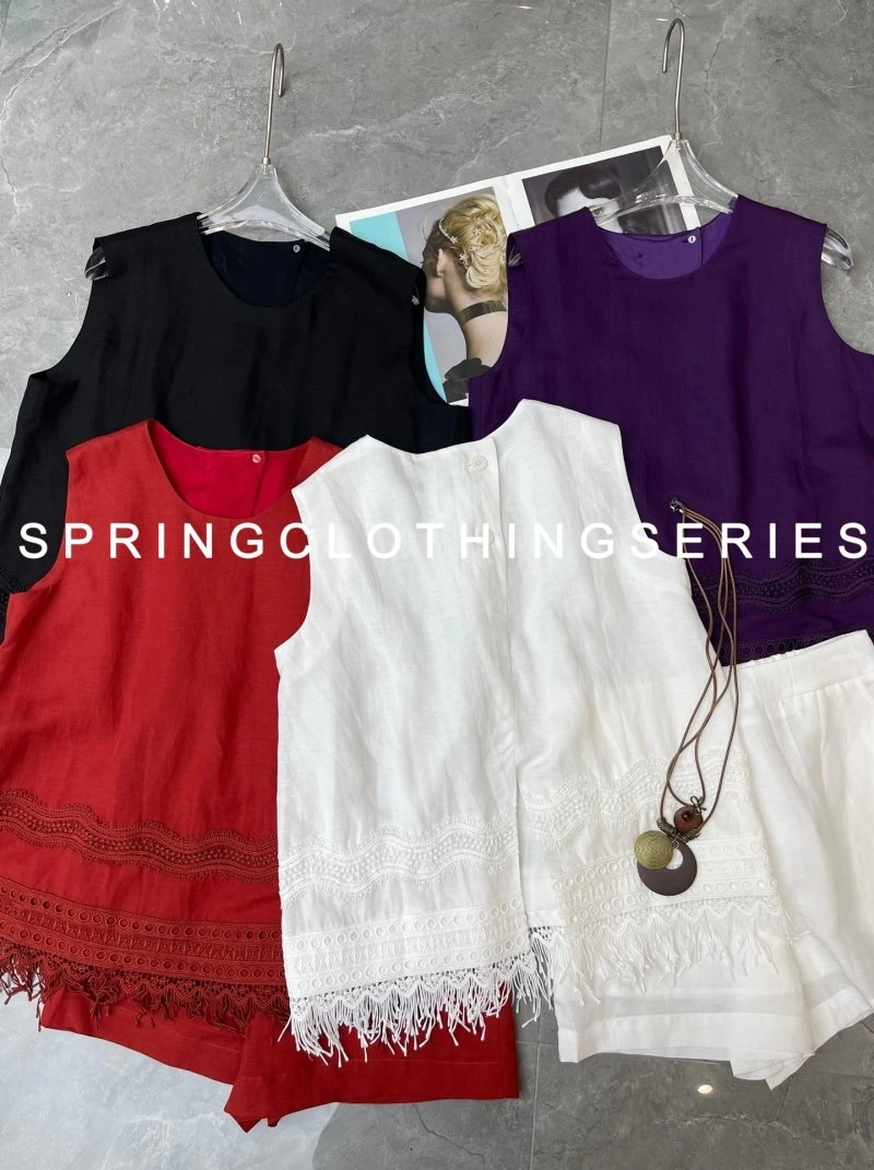 Chanel Short Suits Lightweight 108768